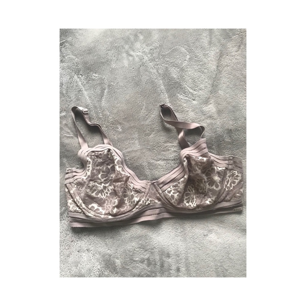 VS Pink Unlined Bra